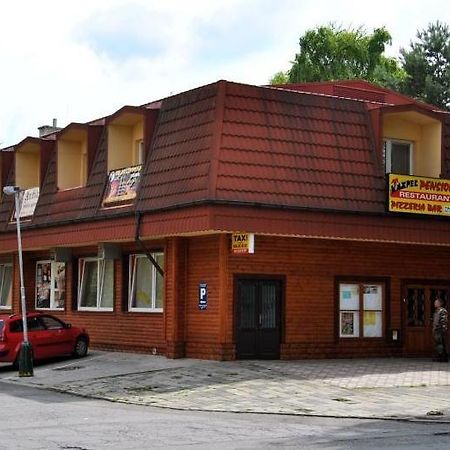 Penzion Kaspec Unicov Экстерьер фото