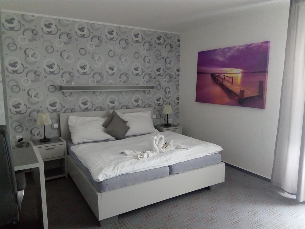 Penzion Kaspec Unicov Экстерьер фото